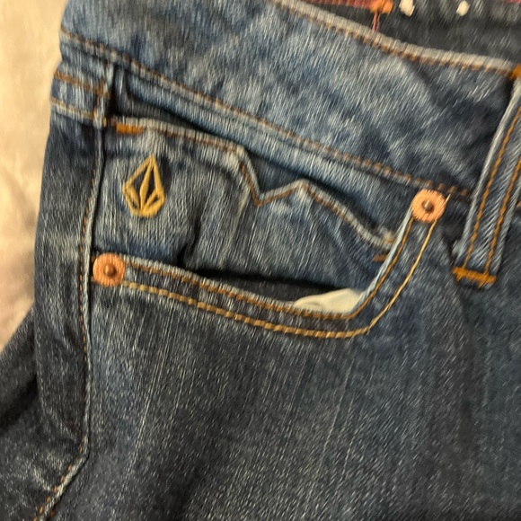 Womens Genuine Volcom Brand Jeans Size 7 - Picture 4 of 6